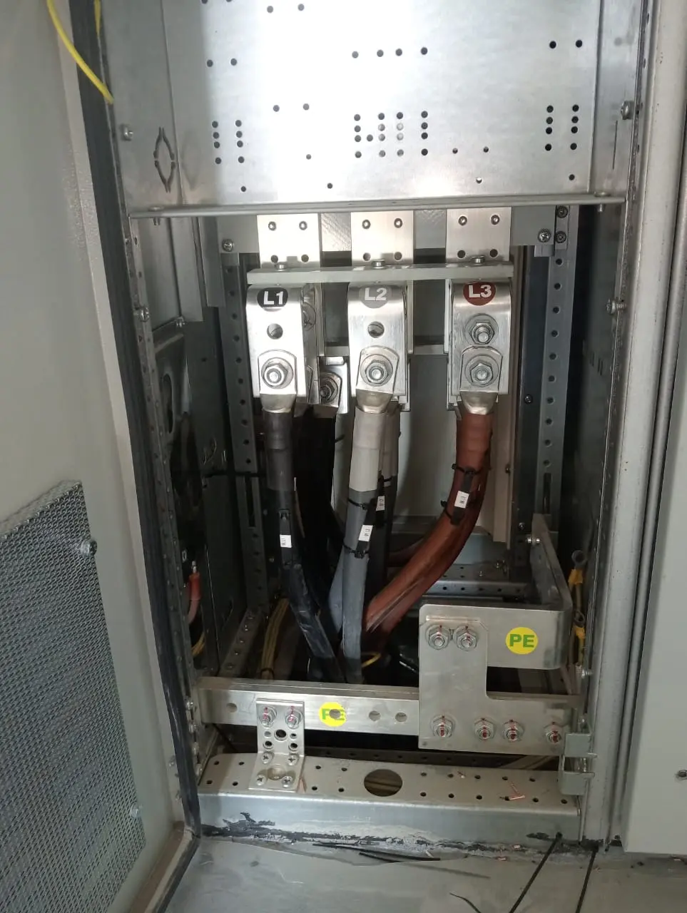 Power cable terminations inside an LV panel
